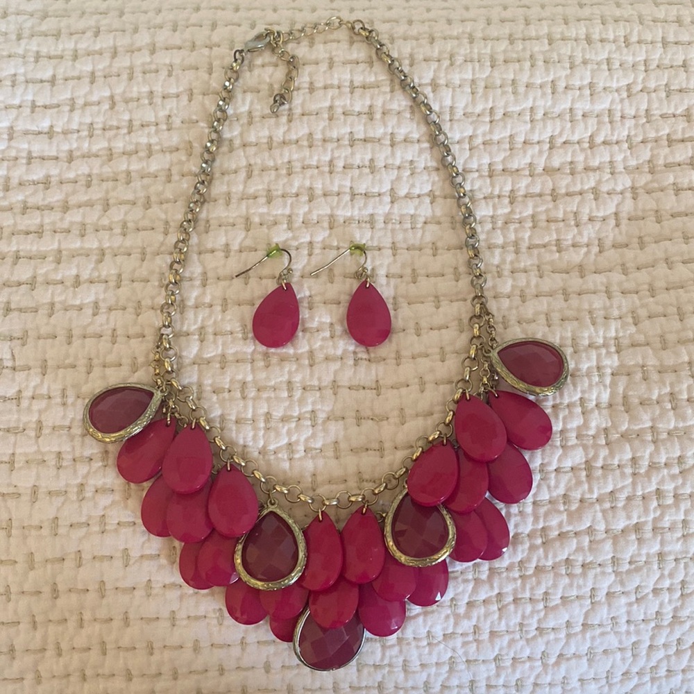 Magenta Necklace & Earring Set
